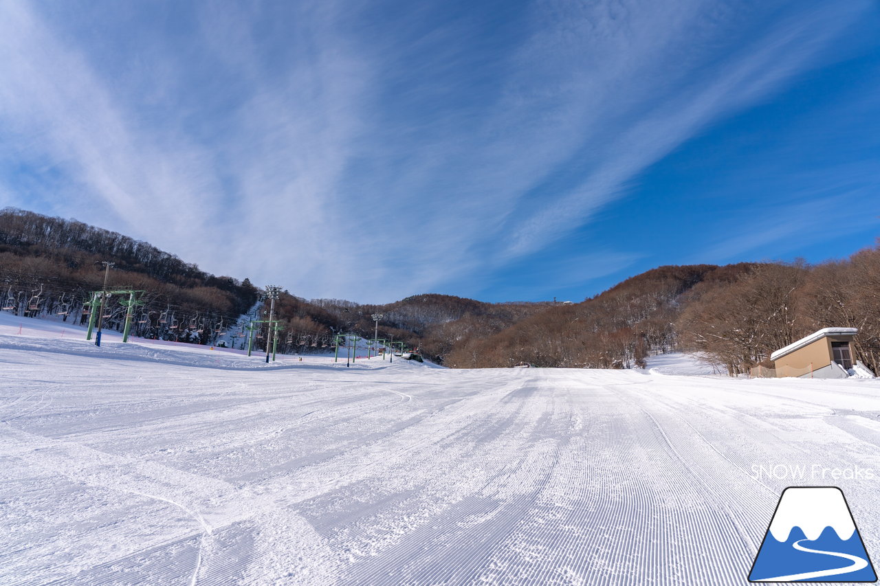 札幌藻岩山スキー場｜本日、雲一つ無い快晴！札幌藻岩山の全10コースの滑走にチャレンジ(^^)/